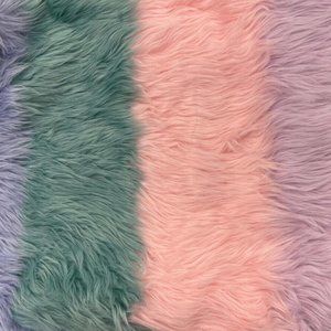 Pottery Barn Teen Unicorn Himalayan Faux-Fur Throw *Photo Shoot